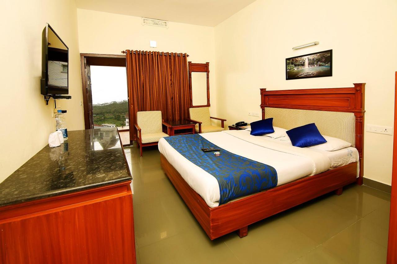 Del-679 Hotel Munnar Bagian luar foto